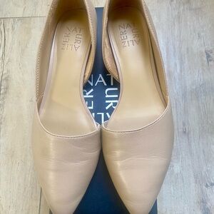 Naturalizer Cream Pointed Toe Flats